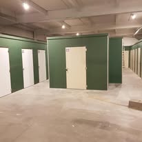 Couloir d'accès aux box